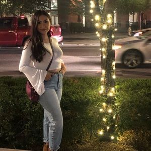 Meet your Posher, Sydney